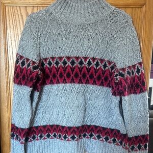 Northern Reflections Gray and Red Knit Sweater